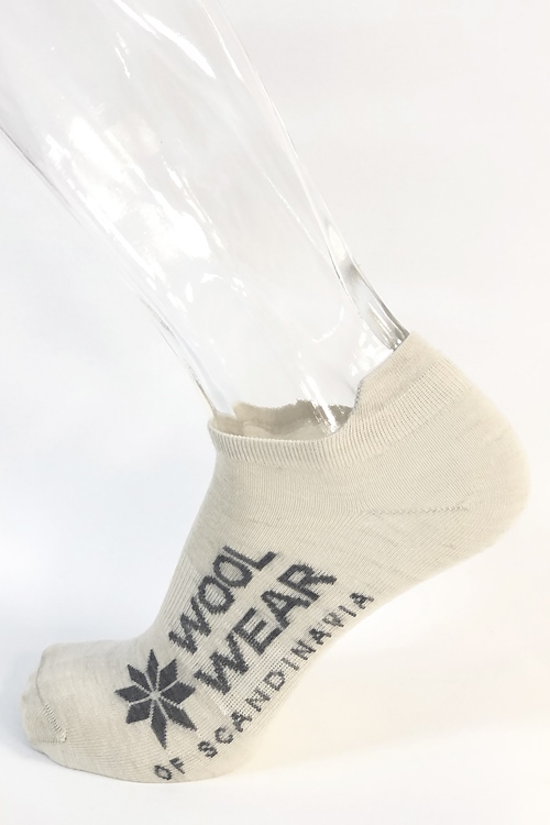 Footies og sneaker sokker af 64% fine merinould fra WOOLWEAR of Scandinavia