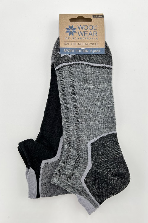 Sneaker sokker og ankelsokker af 64% fine merinould fra WOOLWEAR of Scandinavia